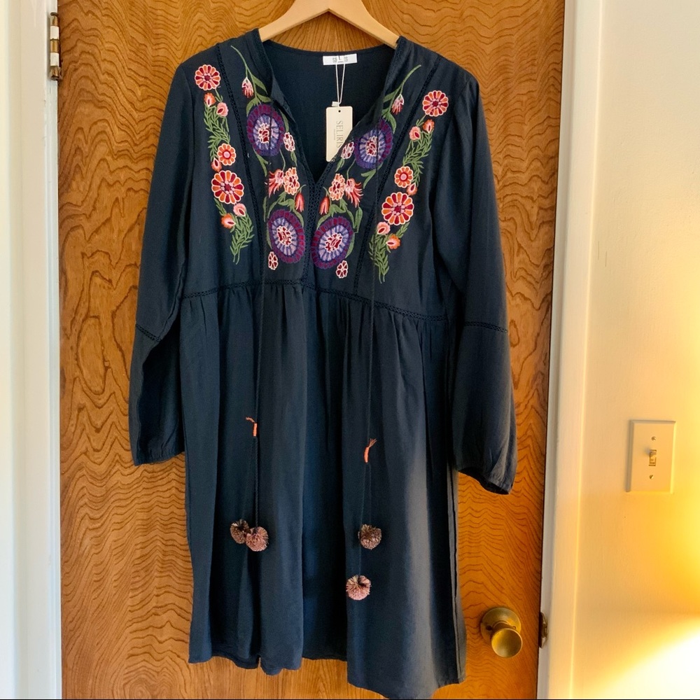 Seliris Dress NWT